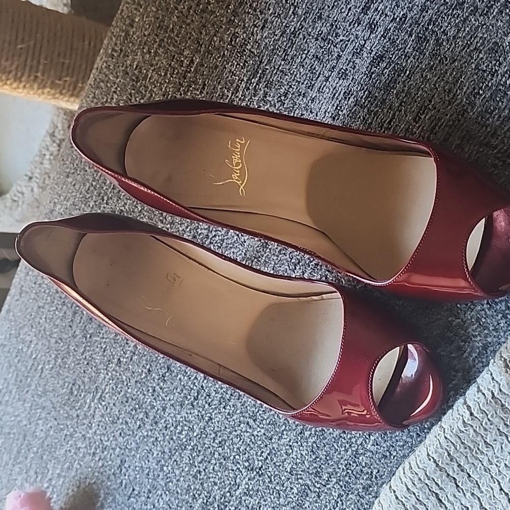 Christian Louboutin, You You peep toe - Picture 1 of 12